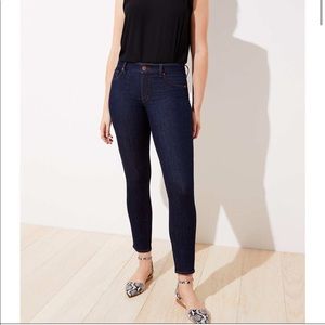 Loft Curvy Skinny Jeans in Dark Rinse Wash 30